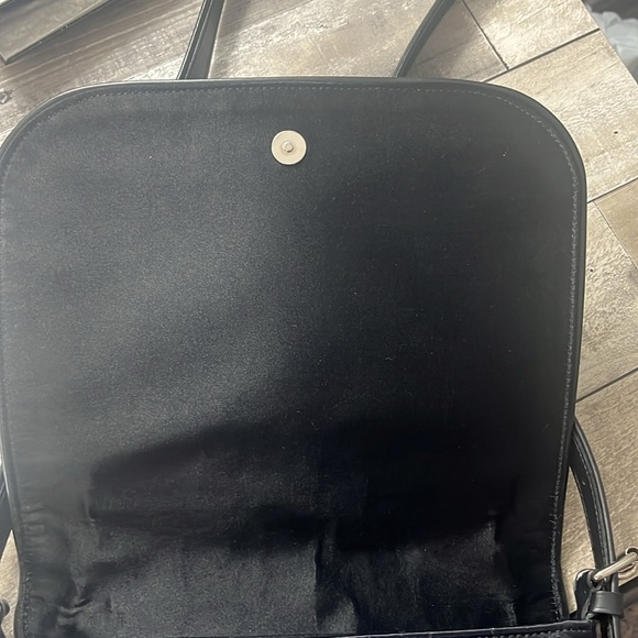 LOUIS VUITTON Giraffe CONTE DE FÉES Adjustable Crossbody. Soft satin material! - Picture 5 of 11